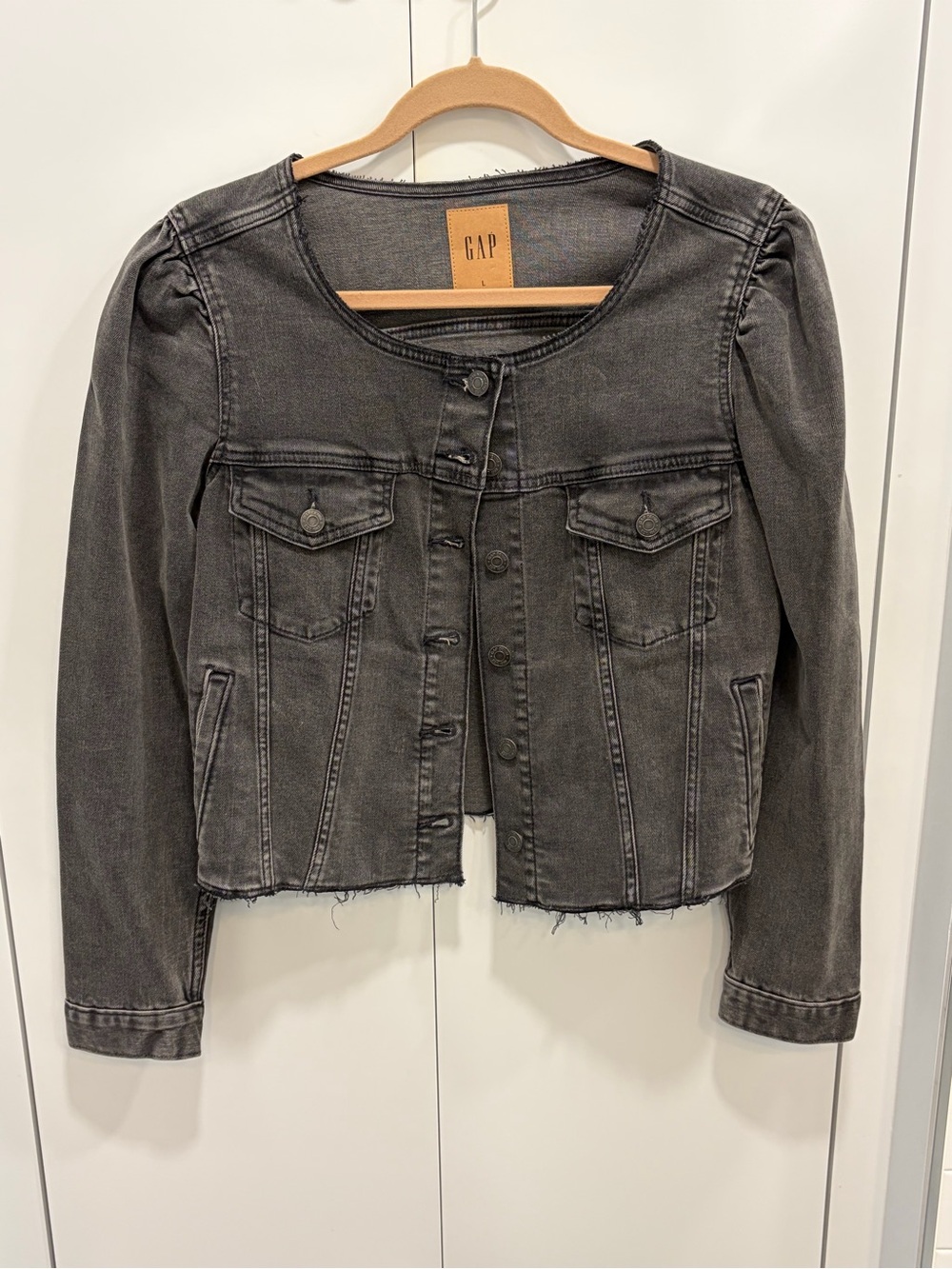 GAP Charcoal Washed Cropped Denim Jacket